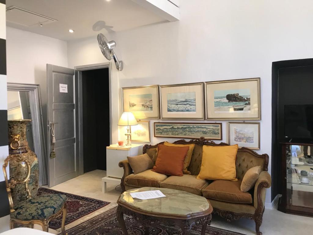 Sanctus Syrus 4 Hotel Albenga Eksteriør billede